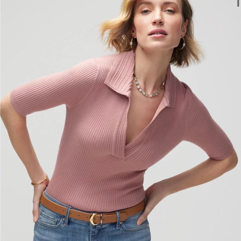 White House Black Market Dusty Pink Ribbed V‑Neck Sweater